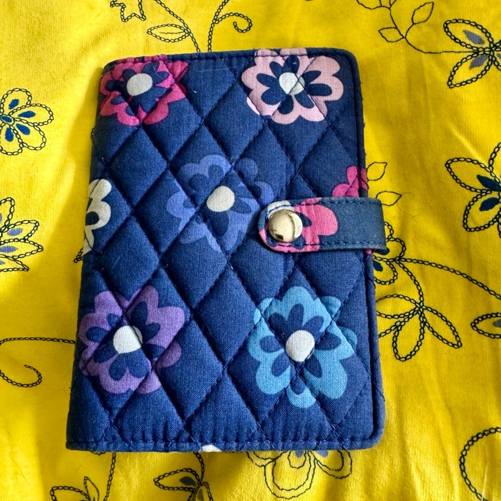 Vera Bradley Passport Wallet Ellie Flower pattern cards money & ID holder